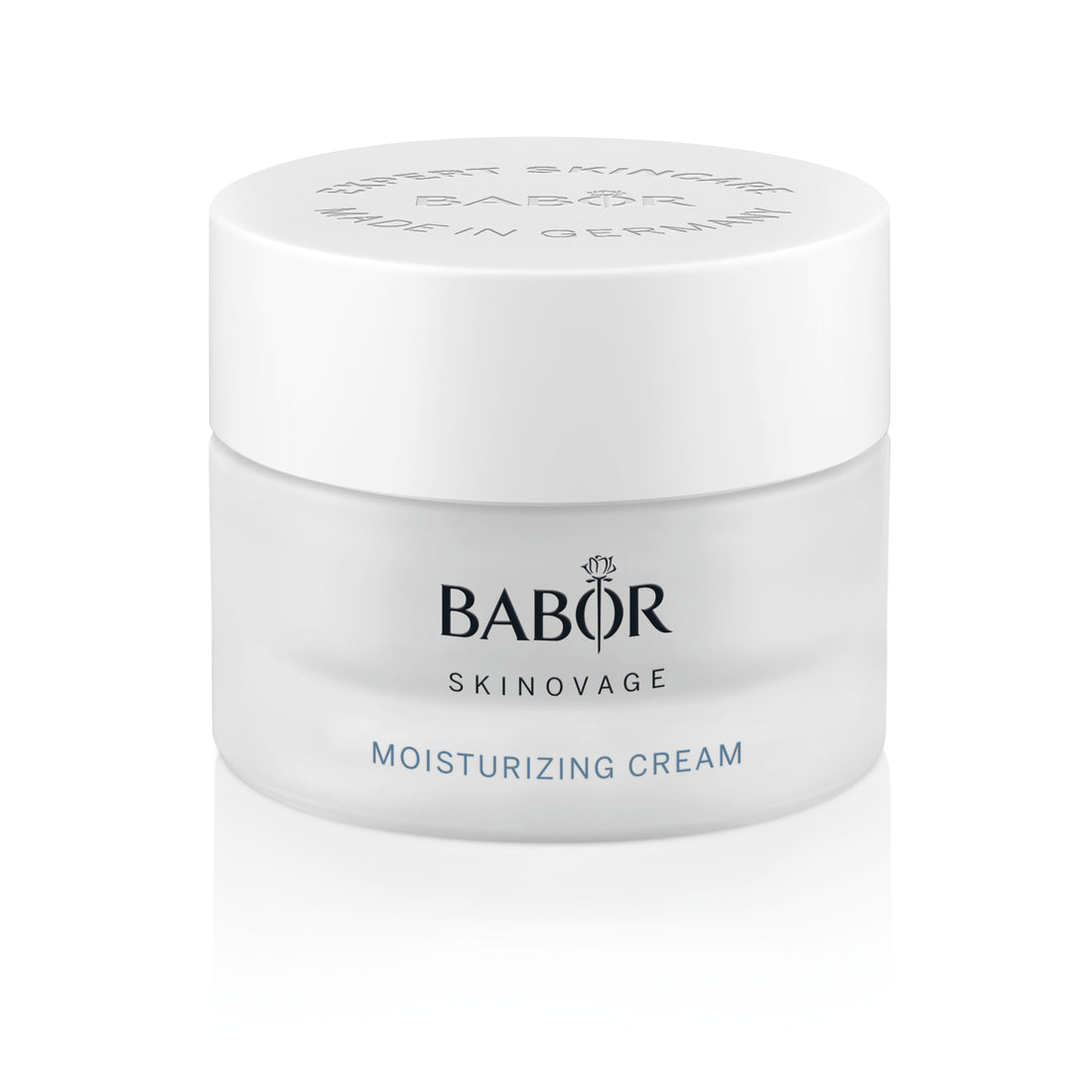 Creamy texture of Babor Moisturizing Cream during application – deeply nourishing moisturizer for smooth, supple skin